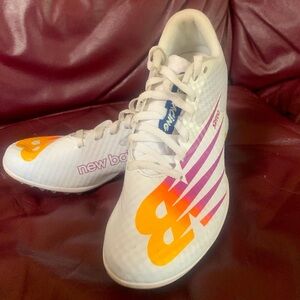 New Balance SD100v4 Track & Field Sprint Racing Spike White & Apricot; Size 5